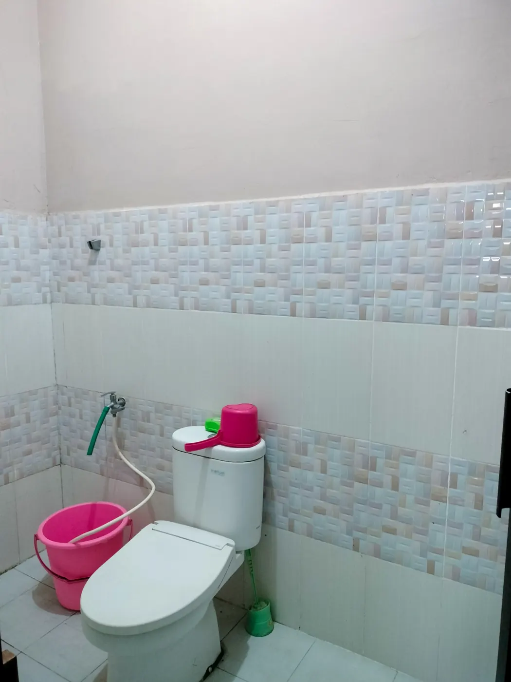 Kamar mandi dalam Small Room